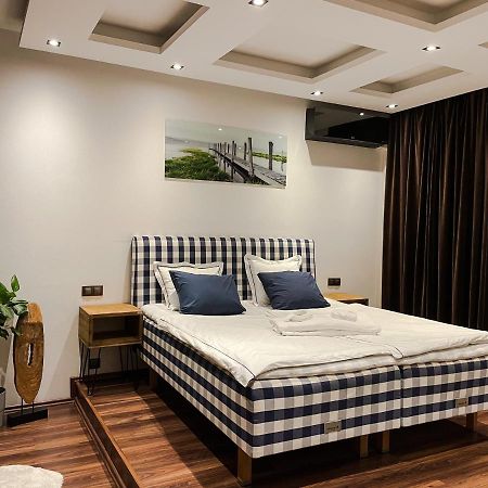 Apartment Lupacova Прага Екстер'єр фото